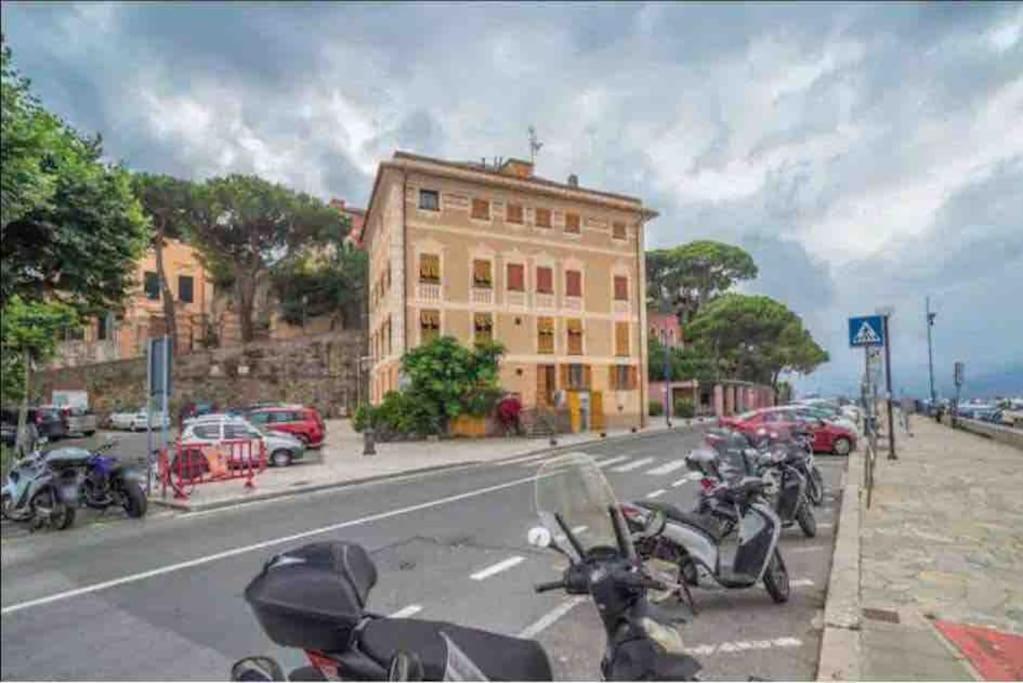 セストリ・レヴァンテCasa Coppe… Affacciato Sulla Baia Delle Favoleアパートメント エクステリア 写真
