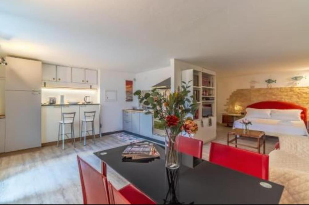 セストリ・レヴァンテCasa Coppe… Affacciato Sulla Baia Delle Favoleアパートメント エクステリア 写真