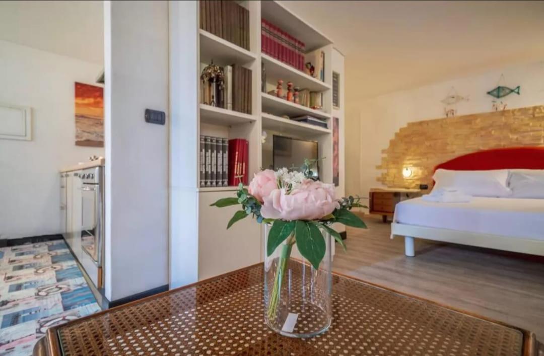 セストリ・レヴァンテCasa Coppe… Affacciato Sulla Baia Delle Favoleアパートメント エクステリア 写真